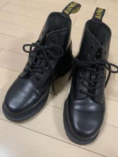 極美品 Dr.Martens ドクターマーチン 6ホール UK7 26㎝程度 ドクターマーチン Dr.Martens 101 6ホール ブーツ クワッド