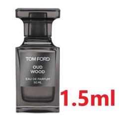 トムフォード ウード ウッド オードパルファム 1 5ml Edp Tom Ford アトマイザー お試し 香水 レディース メンズ ユニセックス人気 ミニの中古 未使用品 メルカリ