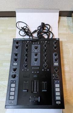 2022年最新】traktor z2の人気アイテム - メルカリ 新品販売品 TRAKTOR Z2【ホワイトカスタム】とカラーバイナルセット KONTROL DJ機器