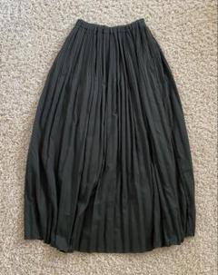 プリーツスカート 深緑　AZULBY MOUSSY