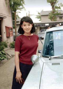 ひし美ゆり子 ポスター 井の頭公園 直筆サイン入り ② 直筆サイン入り】ひし美ゆり子カラーポスター 1967 Ver.2