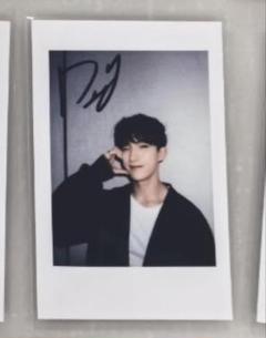 SEVENTEEN ドギョム yizhiyu yzy 限定 チェキ トレカ C SEVENTEEN ドギョム yizhiyu yzy 限定 チェキ トレカ C - メルカリ