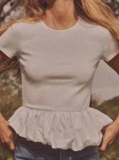 【新品未使用タグ付き・未試着】ZARA❤︎ペプラムコンビTシャツ　Mサイズのサムネイル