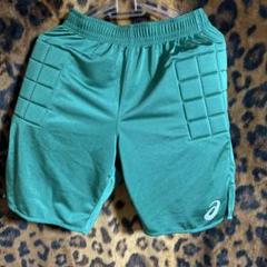 アシックス ハーフパンツ 緑　キーパーパンツ　M size GK ゴレイロのサムネイル