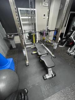 2022年最新】プレート ivanko kgの検索結果 - メルカリ 【即出荷】 IVANKO バーベル プレートセット145kg リーディングエッジ ベンチ トレーニング用品