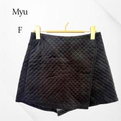 ミュー　ショートパンツ　ミニスカート風　ラップスカート風　キルティング　ベロア