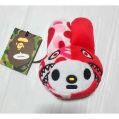 未使用　A BATHING APE® × MY MELODY　ぬいぐるみポーチ