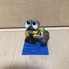 【新品】ピクサー/ウォーリー Wall-Eラージ フィギュア 海外限定版 完売‼️ 新品】ピクサー/ウォーリー Wall-Eラージ フィギュア 海外限定版