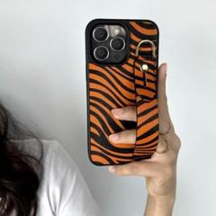 iPhone 14 Pro ケース ハンド付き スマホケース ゼブラ模様 虎柄