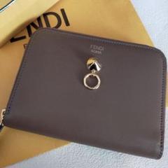 新品未使用 FENDI 折り財布 バイザウォレット 日本未入荷 大人気デザイン