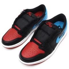 C06174 新品 ナイキ WMNS エアジョーダン1 スニーカー 24cmのサムネイル