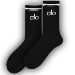 新品】アローヨガ ALO Yoga ラインソックス 靴下 ブラック