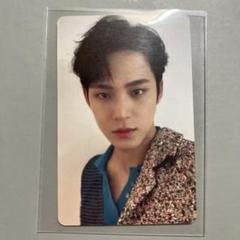 SEVENTEEN MINGYU ミンギュ 着用サングラス セブチ seventeenのこの写真のミンギュがかけているサングラスどこの
