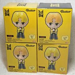 TinyTAN Butter モアプラススタンド付アクリルキーチェーン2個セット TinyTAN CHUBBY COLLECTION モアプラスキーチェーン付フィギュア