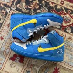 Nike Dunk SB High "Familia Blue"のサムネイル