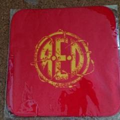 RED ハンドタオル