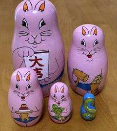 美品　HAPPY NEW RABBIT うさぎ　マトリョーシカ　大吉　ピンク