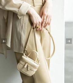 ch!iiibag チーバック バニティバッグ　新品未使用 売り切ります＊ch!iii chiiiibag beautyandyouth（chiiiibag Ch