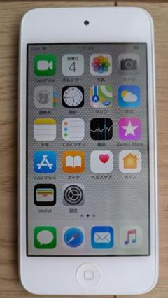 Apple iPod touch（第6世代）シルバー 16GB