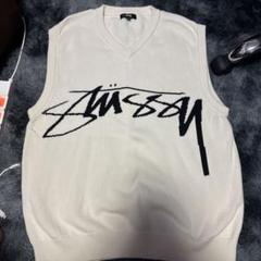 Stussy ホワイト Vネック ニットベスト L - メルカリ