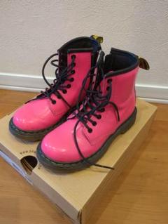 2025年最新】Dr.Martens 子供用ブーツ・ブーティの人気アイテム