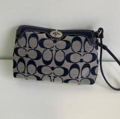 ☆未使用☆ コーチ COACH ポーチ リストレット シグネチャー
