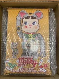 BE@RBRICK 招き猫 ペコちゃん 銀メッキ 蓄光ミルキー入りのサムネイル