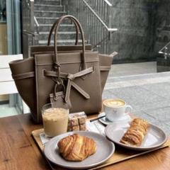 QUNG 3wayハビングプティレザーbag クン 3wayハビングプティレザーbag カラー:ブラック、トープ