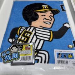 阪神タイガース　近本光司　シークレットTシャツ、タオル、缶バッジ3点セット 阪神タイガース #5 近本光司 缶バッジ（顔デザイン）の通販