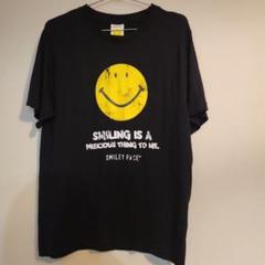 スマイリーフェイス Tシャツ