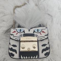 FURLA　メトロポリス　アニマル　トラ　ホワイトタイガー　ミニポーチ