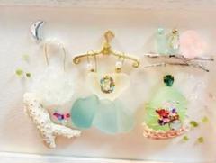 シーグラス天然石アート　ドレスと香水瓶