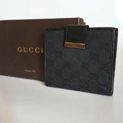 GUCCI Wホック 二つ折り財布 キャンバス 黒 ロゴプレート GG柄