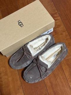 今買うのがお得！UGGモカシンブラウン23センチのサムネイル