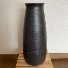 茶色 陶器 円筒形 花瓶 黒色陶器製円筒形花瓶 大きな壺 - メルカリ