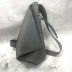 極美品　ロエベ　アントンスリング　アナグラム　レザー　ボディバッグ　ブラック LOEWE - ロエベ LOEWE ANTON SLING アントン スリング ウエスト