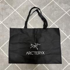 ARC'TERYX アークテリクス ロゴ トート　エコバッグに　新宿店限定　新品 アークテリクス 新宿ブランドストア」がオープン！ 話題の最新鋭