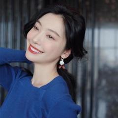 ピアス　フラワー エレガント おしゃれ 花 レディース 立体　韓国