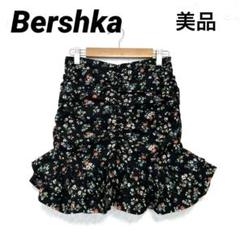 美品【Bershka】 ラッフルヘム フラワープリントミニスカートSのサムネイル