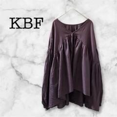 KBF ブラウス チュニック フレアシルエット ギャザー切替 ボリューム袖