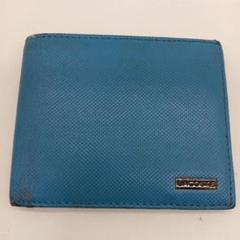 新品未使用　ラコステ 二つ折り財布 LACOSTE 財布 シュリンクカウレザー ジップコインポケット付き