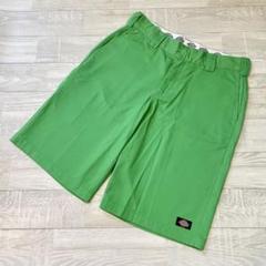 美品《Dickies ディッキーズ》ハーフパンツ グリーン M