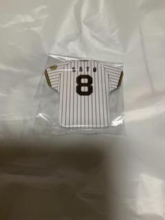 【希少】阪神　佐藤輝明　ユニフォーム　Mサイズ　　旧デザイン 阪神タイガース 佐藤輝明 刺繍ユニフォーム 旧デザイン Lサイズ