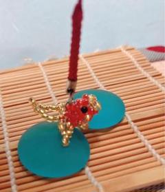 ♡ハンドメイド 金魚 ストラップ 赤×ゴールド キラキラ 可愛い 夏♡