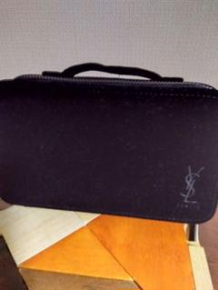 YSLイヴサンローランボーテ　バニティケース　ノベルティ　限定品 Yves Saint Laurent Beaute（メイクボックス）のフリマアイテム一覧