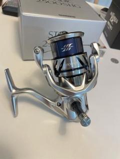 新品同様　シマノ　23ストラディック 2500SHG X8PE0.8号付 2025年最新】23ストラディック 2500shgの人気アイテム - メルカリ