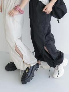 【新品、未使用】jumelle ジュメロ　サイドリボンパンツ　ズボン　ブラック