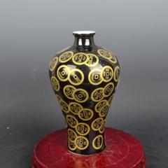 清咸豊烏金釉画金銅銭紋梅瓶 景徳鎮 陶磁器 装飾品 現代工芸品
