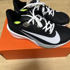 スニーカー23.5センチ新品