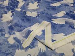 鶴の舞い柄・微伸縮ポリエステル　ブルー系　柄幅９０ｃｍ× １００ｃｍ長